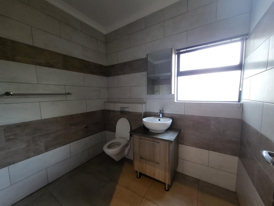 To Let 4 Bedroom Property for Rent in The Rest Nature Estate Mpumalanga