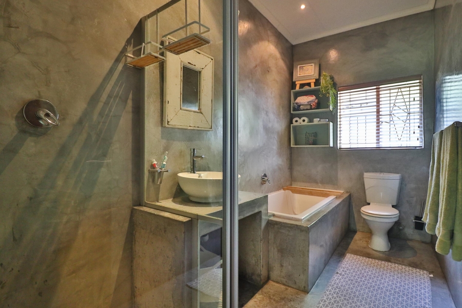 3 Bedroom Property for Sale in Nelspruit Ext 5 Mpumalanga
