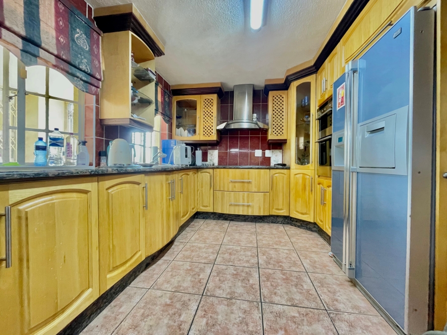 5 Bedroom Property for Sale in Secunda Mpumalanga