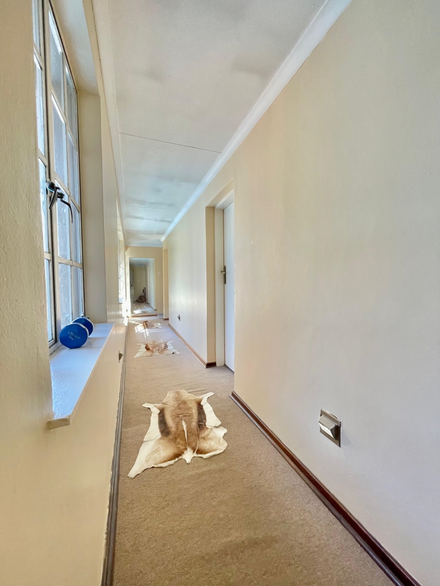 5 Bedroom Property for Sale in Secunda Mpumalanga