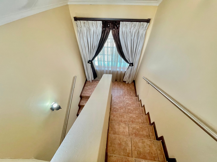 5 Bedroom Property for Sale in Secunda Mpumalanga