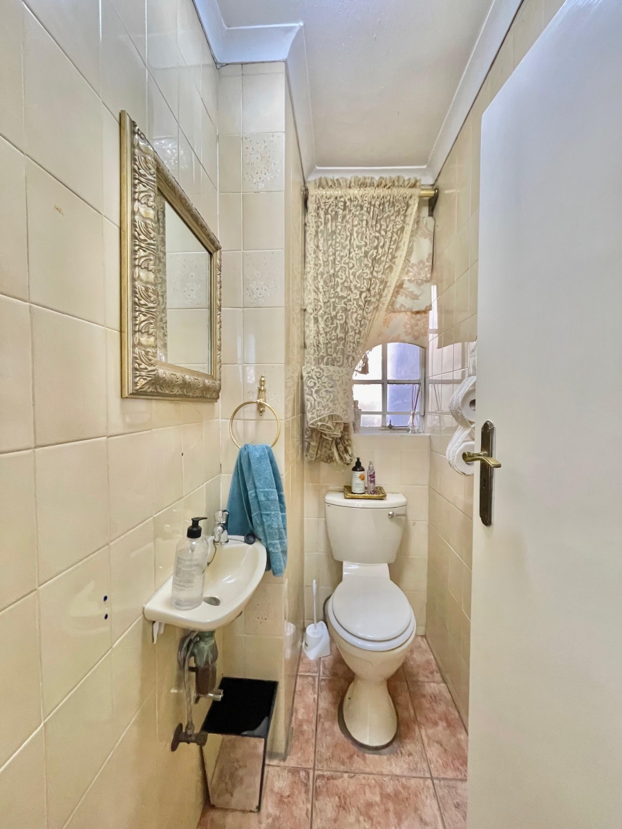 5 Bedroom Property for Sale in Secunda Mpumalanga