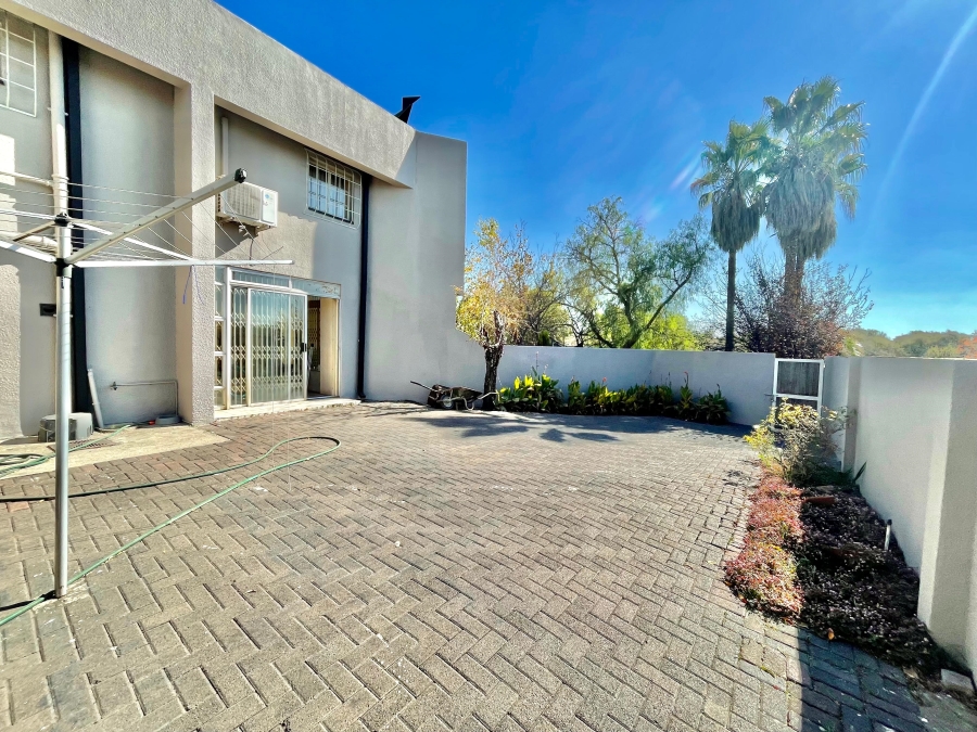 5 Bedroom Property for Sale in Secunda Mpumalanga