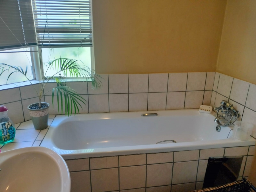 To Let 3 Bedroom Property for Rent in Nelspruit Ext 29 Mpumalanga