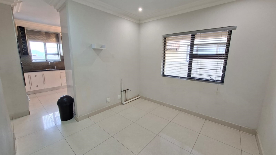 To Let 4 Bedroom Property for Rent in Nelspruit Ext 29 Mpumalanga