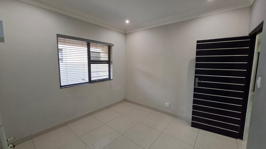 To Let 4 Bedroom Property for Rent in Nelspruit Ext 29 Mpumalanga