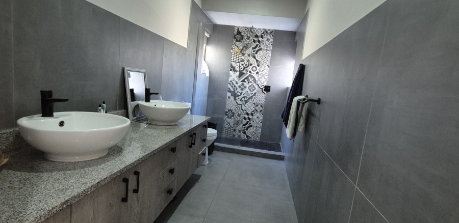3 Bedroom Property for Sale in Stonehenge Ext 13 Mpumalanga