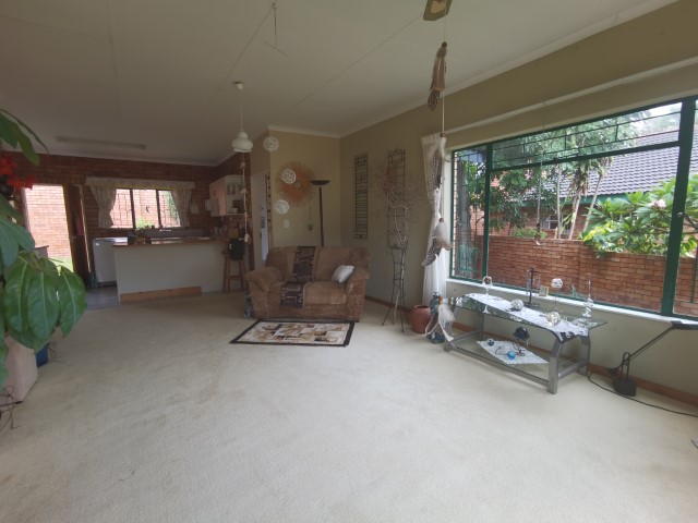 To Let 2 Bedroom Property for Rent in West Acres Mpumalanga