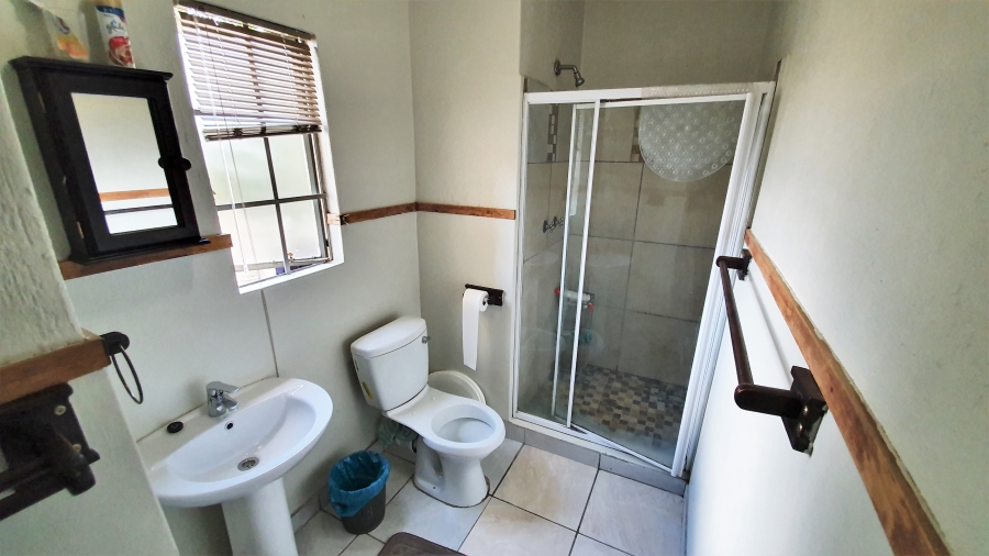 5 Bedroom Property for Sale in Stonehenge Ext 1 Mpumalanga