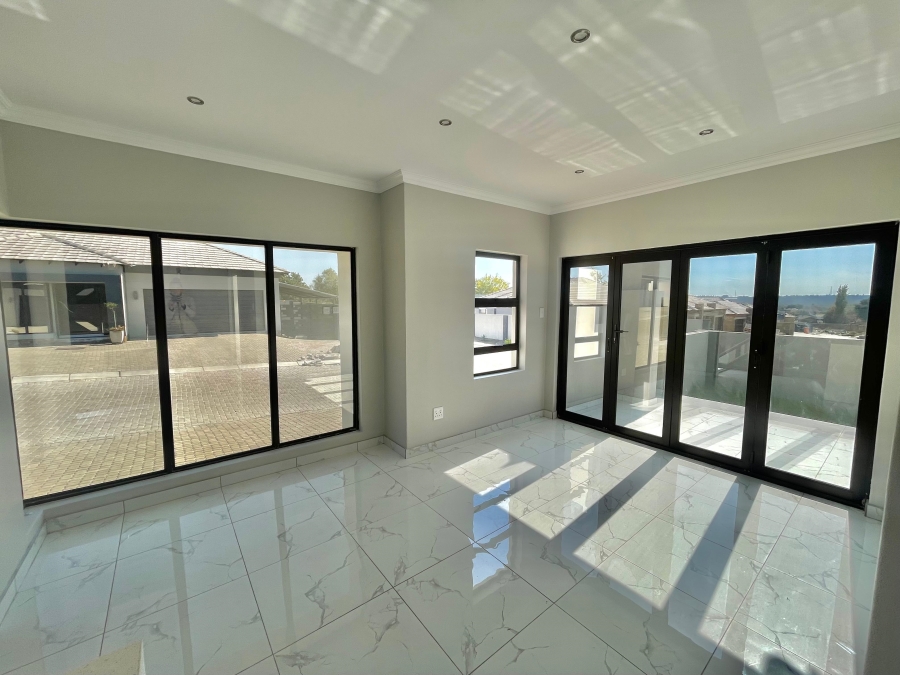 To Let 2 Bedroom Property for Rent in Secunda Mpumalanga