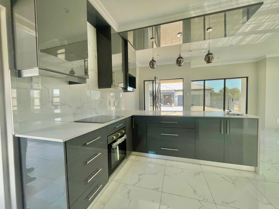 To Let 2 Bedroom Property for Rent in Secunda Mpumalanga
