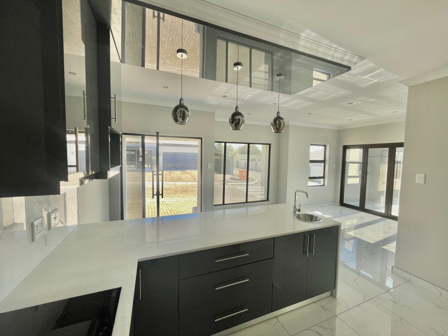 To Let 2 Bedroom Property for Rent in Secunda Mpumalanga