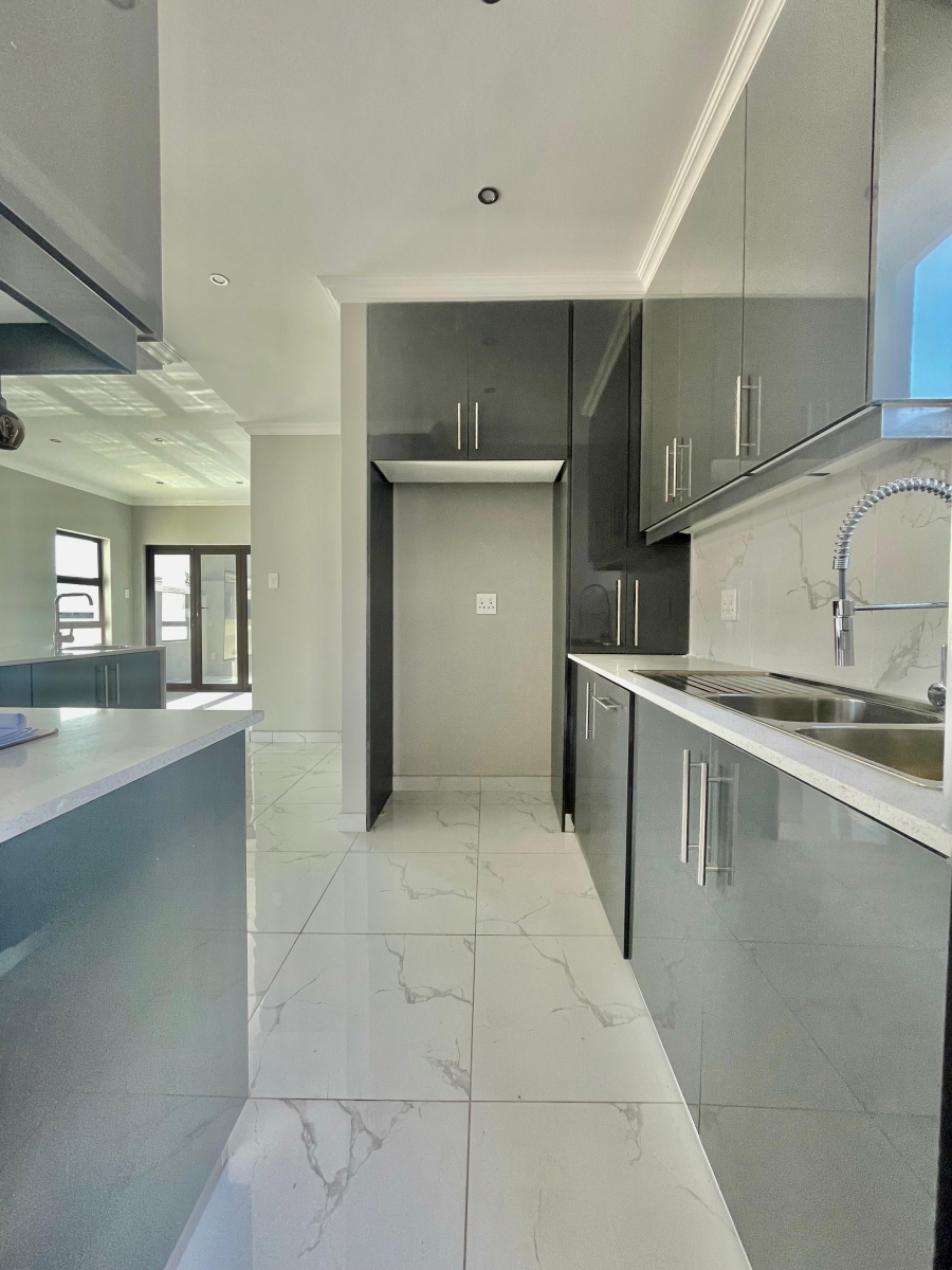 To Let 2 Bedroom Property for Rent in Secunda Mpumalanga