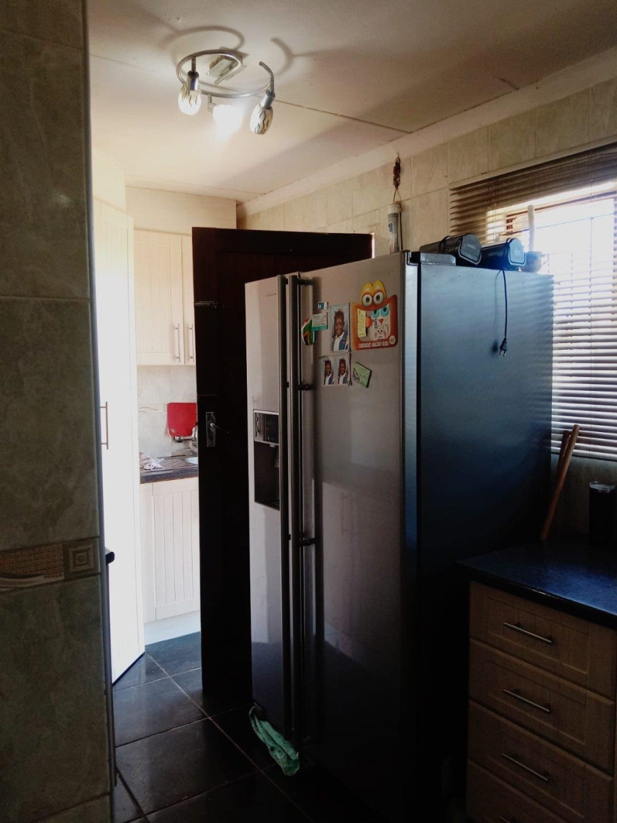 3 Bedroom Property for Sale in Embalenhle Ext 9 Mpumalanga