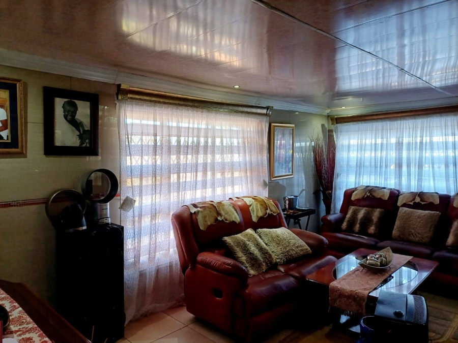 3 Bedroom Property for Sale in Embalenhle Ext 7 Mpumalanga