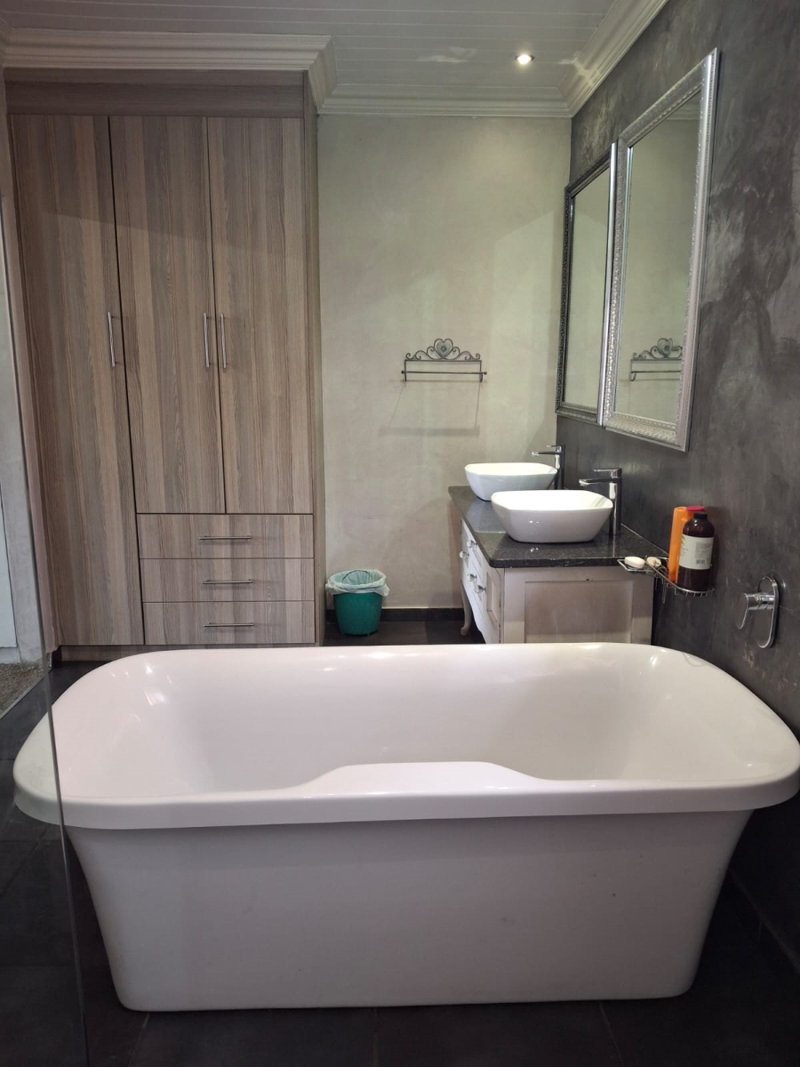 4 Bedroom Property for Sale in Del Judor Ext 2 Mpumalanga
