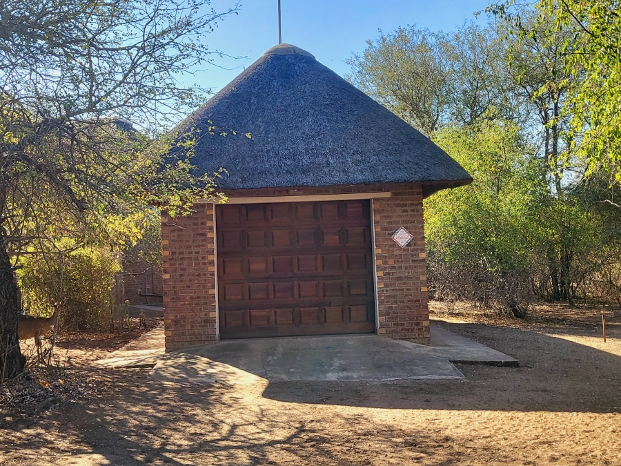 2 Bedroom Property for Sale in Marloth Park Mpumalanga