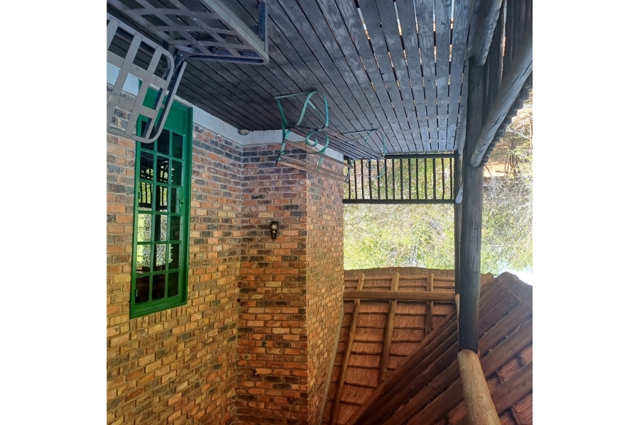 2 Bedroom Property for Sale in Marloth Park Mpumalanga