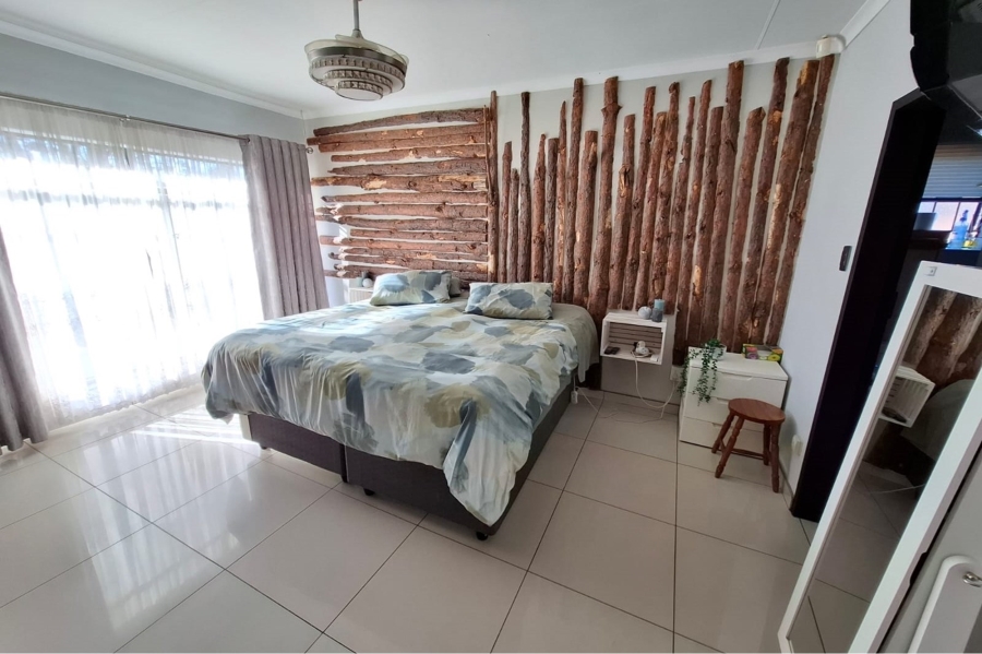 4 Bedroom Property for Sale in Aerorand Mpumalanga
