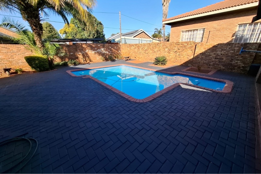 4 Bedroom Property for Sale in Aerorand Mpumalanga