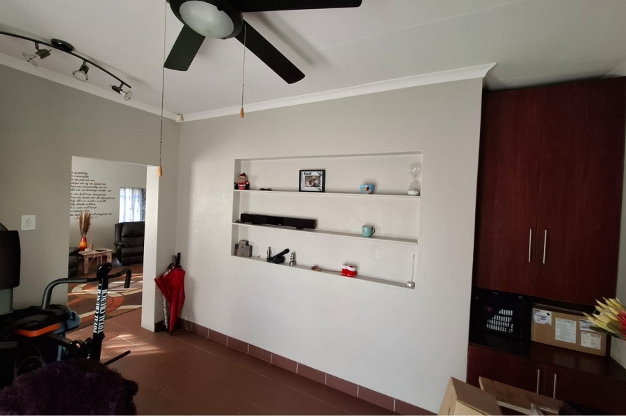 4 Bedroom Property for Sale in Aerorand Mpumalanga