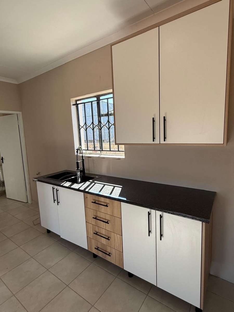 To Let 1 Bedroom Property for Rent in Mataffin Mpumalanga