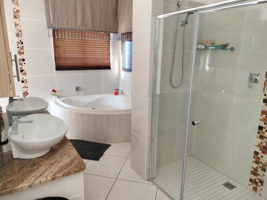 To Let 3 Bedroom Property for Rent in Sonheuwel Mpumalanga