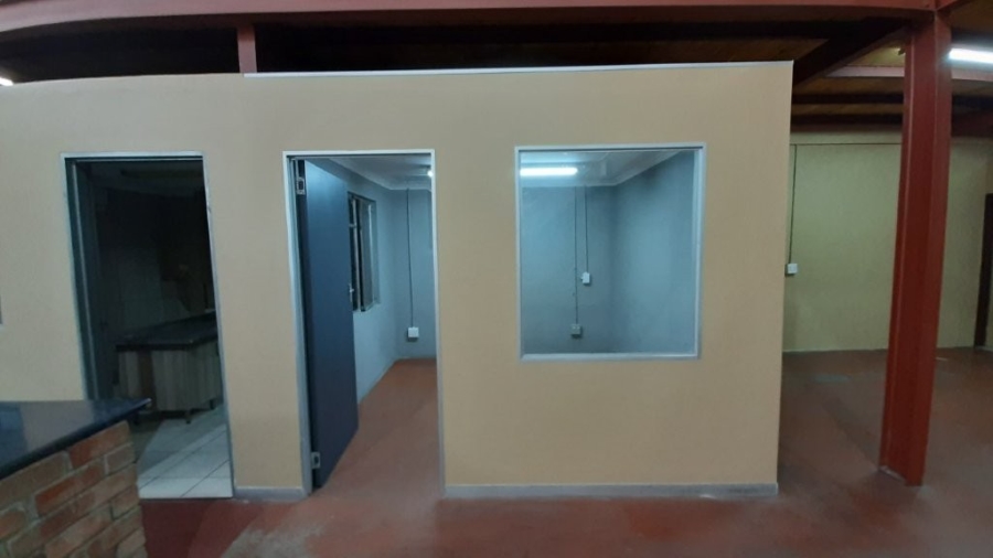 To Let commercial Property for Rent in Riverside Park Mpumalanga