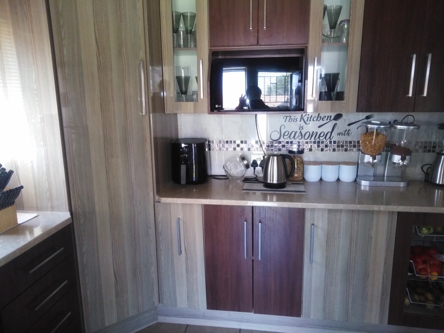 3 Bedroom Property for Sale in Reyno Ridge Mpumalanga