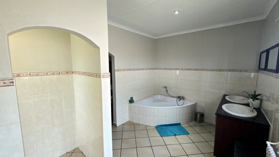 3 Bedroom Property for Sale in White River Ext 3 Mpumalanga