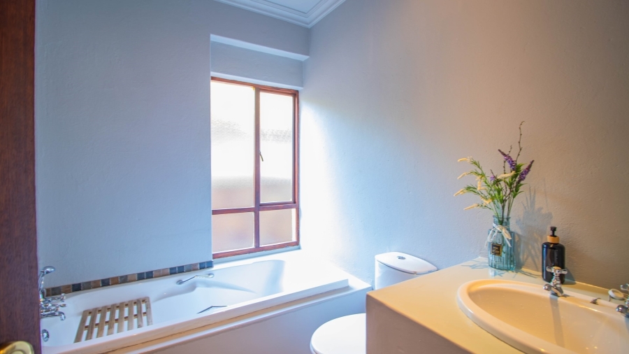 4 Bedroom Property for Sale in White River Country Estate Mpumalanga