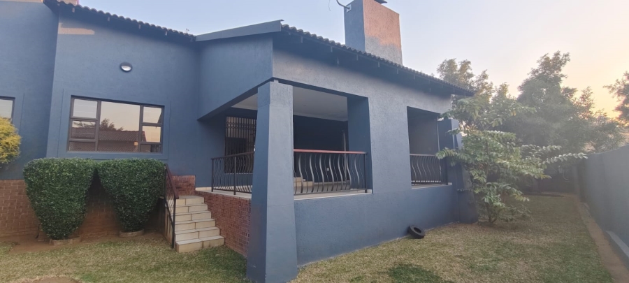 To Let 3 Bedroom Property for Rent in Sonheuwel Mpumalanga