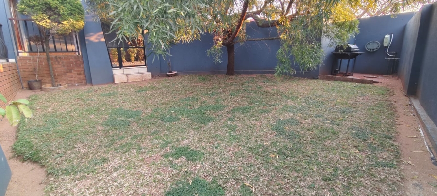 To Let 3 Bedroom Property for Rent in Sonheuwel Mpumalanga