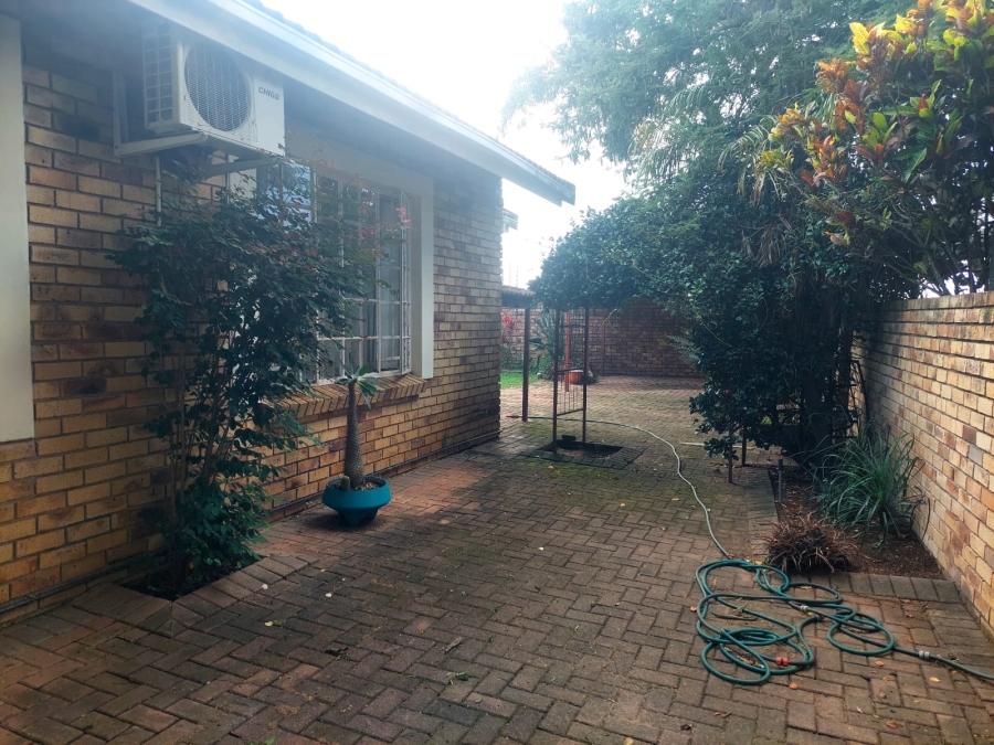 3 Bedroom Property for Sale in West Acres Ext 6 Mpumalanga
