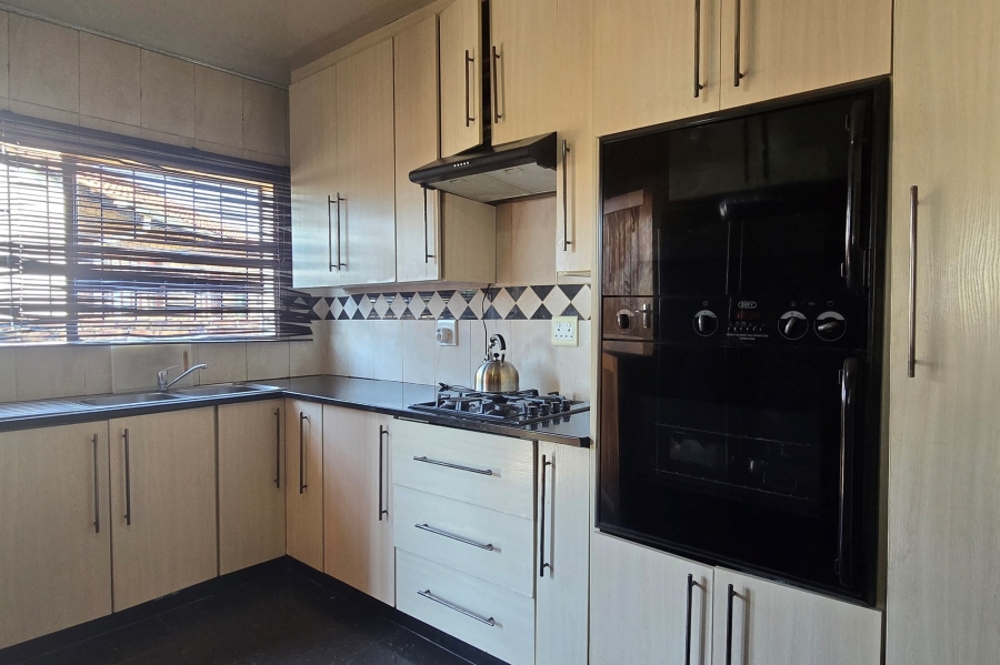 3 Bedroom Property for Sale in Mineralia Mpumalanga