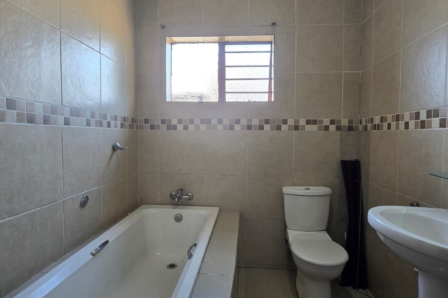 3 Bedroom Property for Sale in Mineralia Mpumalanga