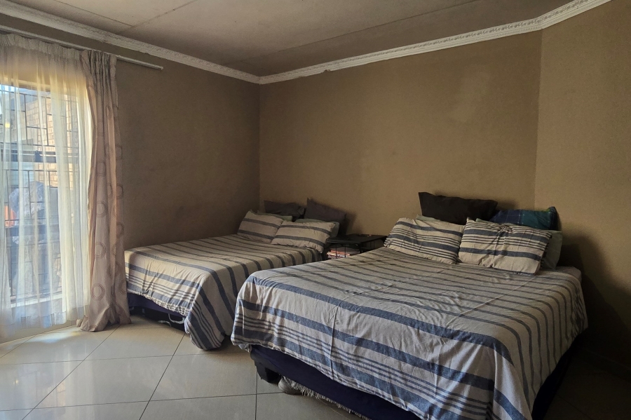 3 Bedroom Property for Sale in Mineralia Mpumalanga