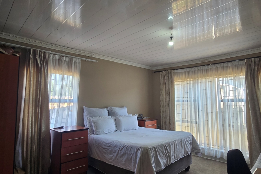 3 Bedroom Property for Sale in Mineralia Mpumalanga