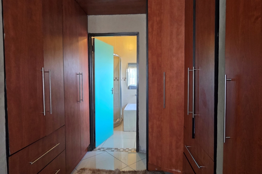3 Bedroom Property for Sale in Mineralia Mpumalanga