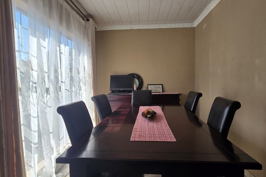 3 Bedroom Property for Sale in Mineralia Mpumalanga