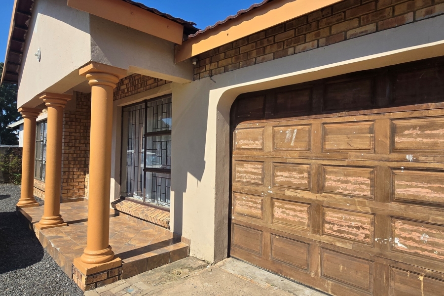 3 Bedroom Property for Sale in Mineralia Mpumalanga
