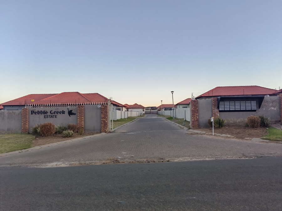 3 Bedroom Property for Sale in George Botha Park Mpumalanga