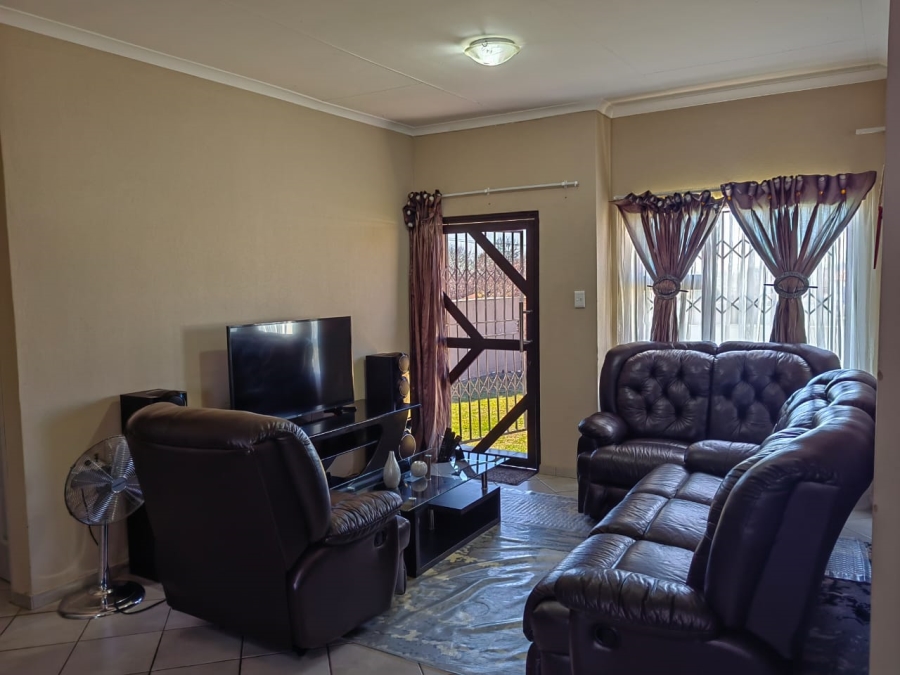 3 Bedroom Property for Sale in George Botha Park Mpumalanga
