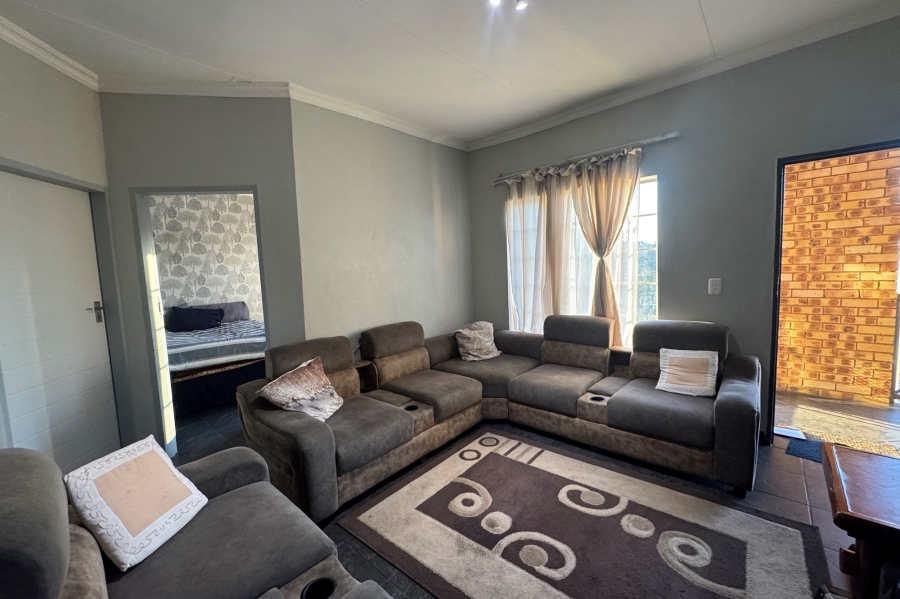 2 Bedroom Property for Sale in Middelburg Central Mpumalanga