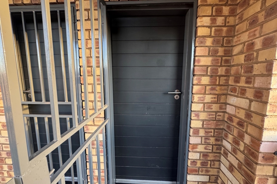 2 Bedroom Property for Sale in Middelburg Central Mpumalanga