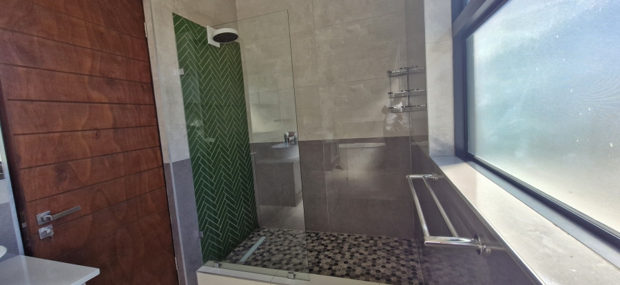 To Let 4 Bedroom Property for Rent in The Rest Nature Estate Mpumalanga