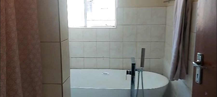 To Let 3 Bedroom Property for Rent in Mineralia Mpumalanga