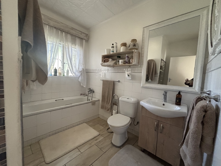 4 Bedroom Property for Sale in Model Park Mpumalanga