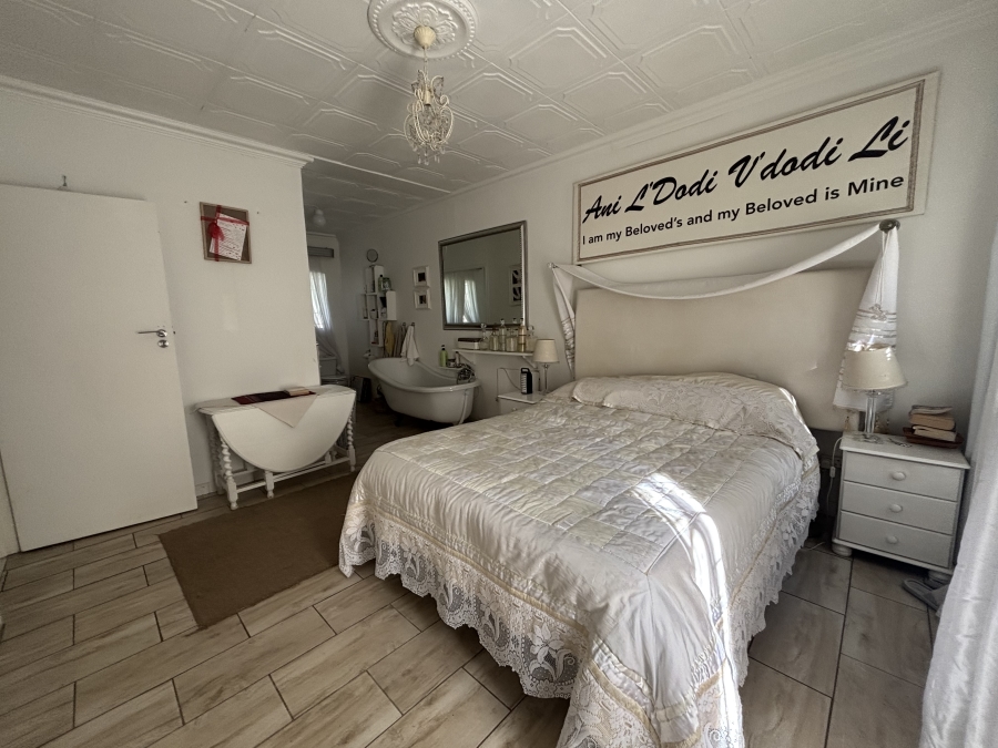 4 Bedroom Property for Sale in Model Park Mpumalanga