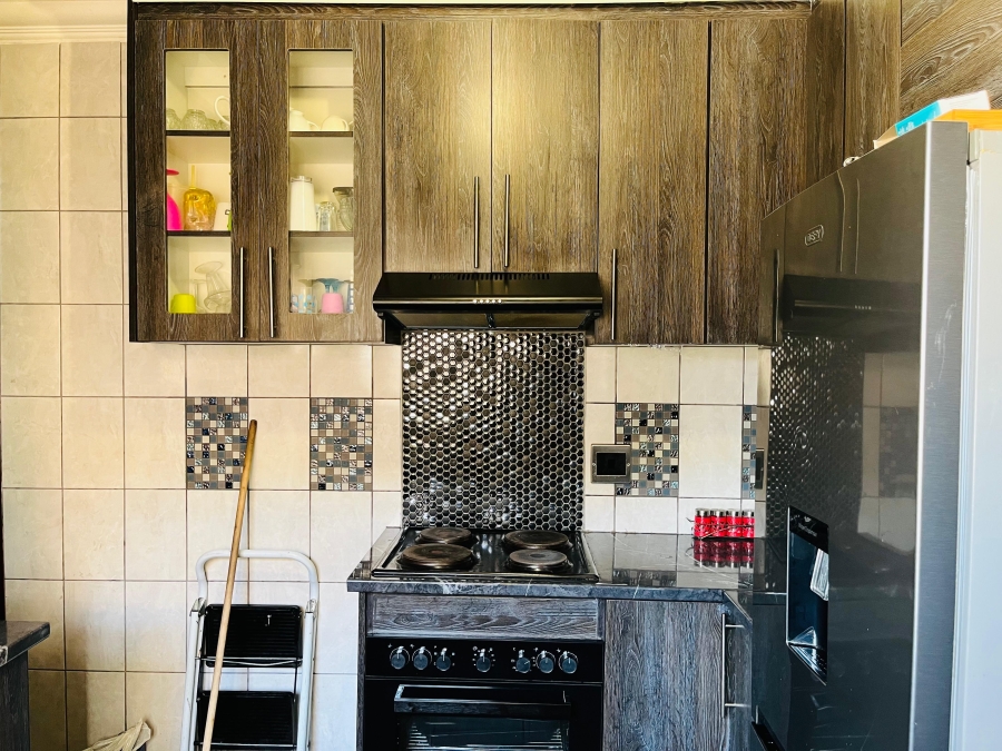 3 Bedroom Property for Sale in Mhluzi Mpumalanga